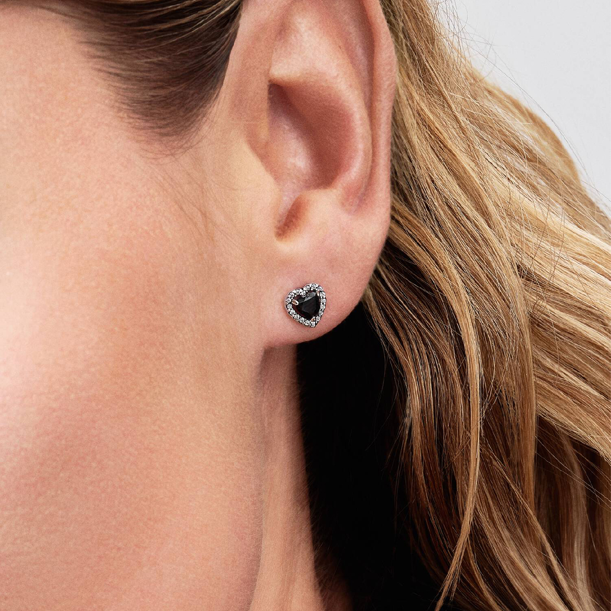 PANDORA JEWELRY Mod. ELEVATED HEART STUD EARRINGS