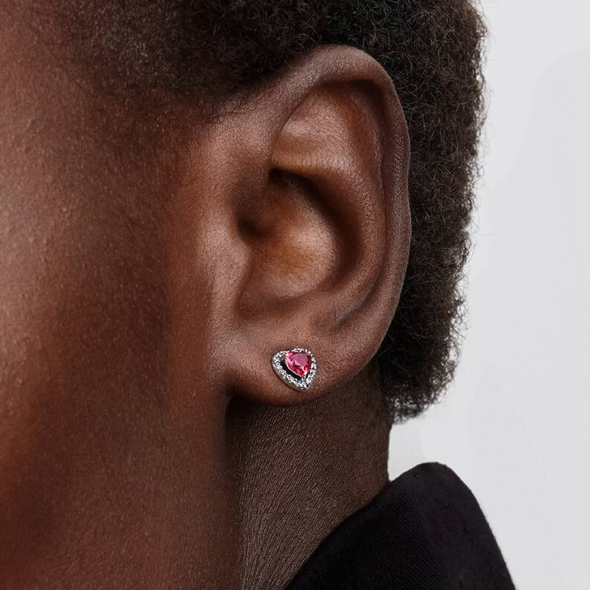 PANDORA JEWELRY Mod. ELEVATED RED HEART STUD EARRINGS